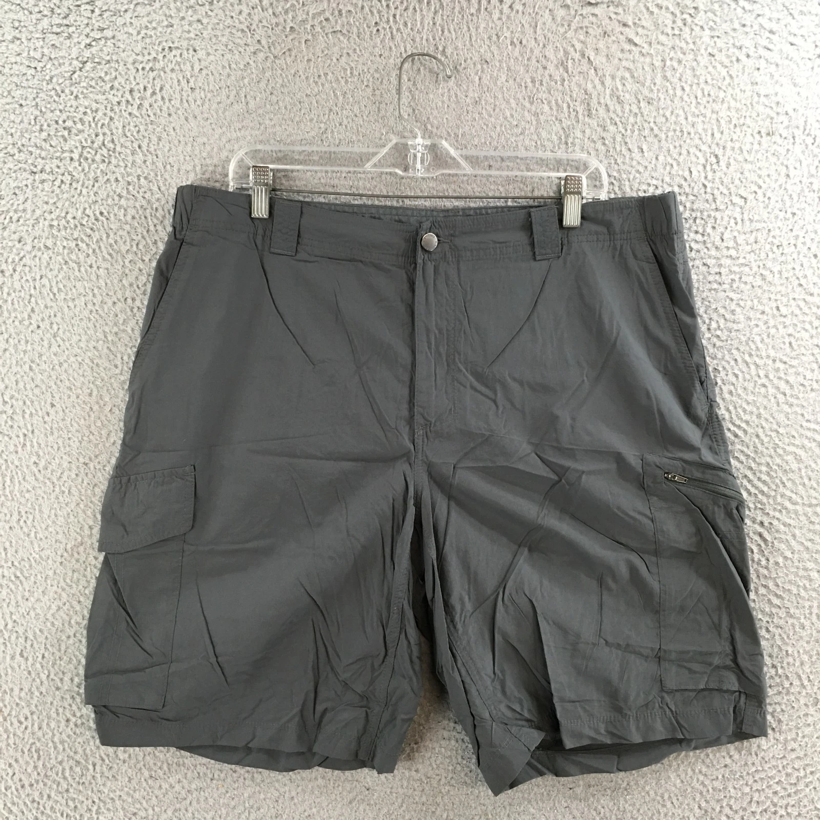 Columbia Cargo Short Mens 40W Gray Nylon Mid Rise Flat Front Zip Fly Pockets