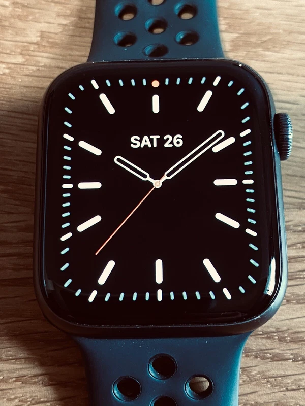 apple watch a2157