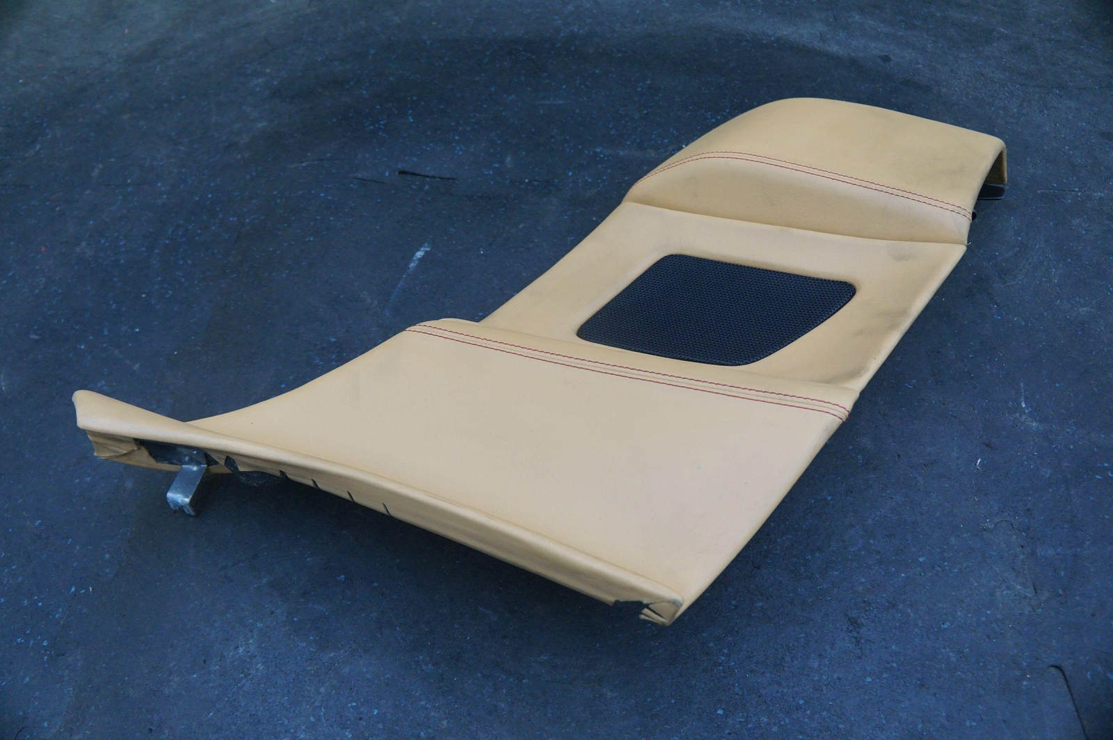 Rear Right Passenger Side Lateral Trim Beige Leather 81903112 Ferrari 458 Italia