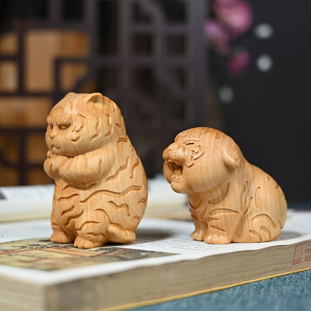 Home Car Decoration Crafts Wood Carving Small Tiger Statue Animal