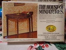 The House of Miniatures Hepplewhite Side Table (No. 40004) 