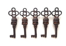 Victorian Large Skull Keys Vintage Antique St...