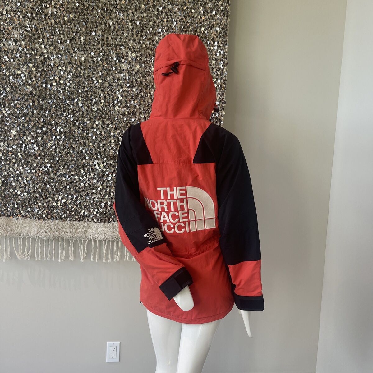 AUTH. GUCCI X The North Face WINDBREAKER RED BLACK LOGO AUTH. GUCCI X The North Face WINDBREAKER RED BLACK LOGO