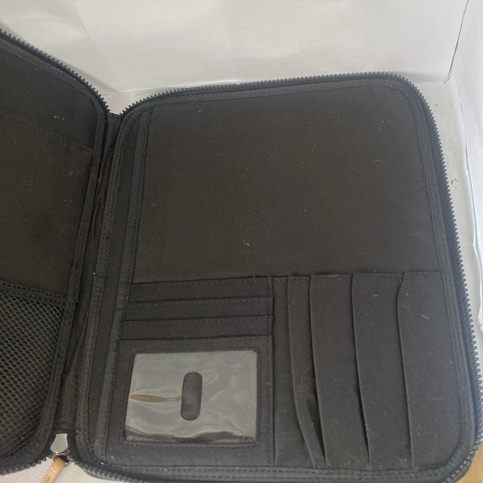 Tommy Bahama Bolsa Organizadora de Nylon Negro para Tableta Foto 4 de 4