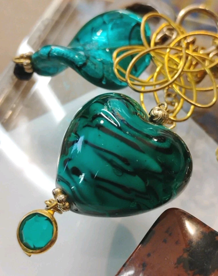 Chatelaine Style Multi Pendant (Art Glass Heart) Gold Tone 26" Chain Necklace! - Image 3 of 4