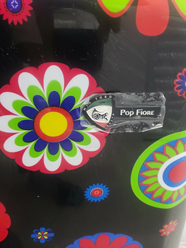 Mia Toro Pop Fiore Limited Edition 30" Rolling Spinner Suitcase Luggage  - Image 4 of 4