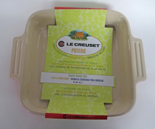 LE CREUSET Poterie Chili Red Square Baking Dish 9 1/4"=23 cm Freezer to Oven NEW - Picture 2 of 9