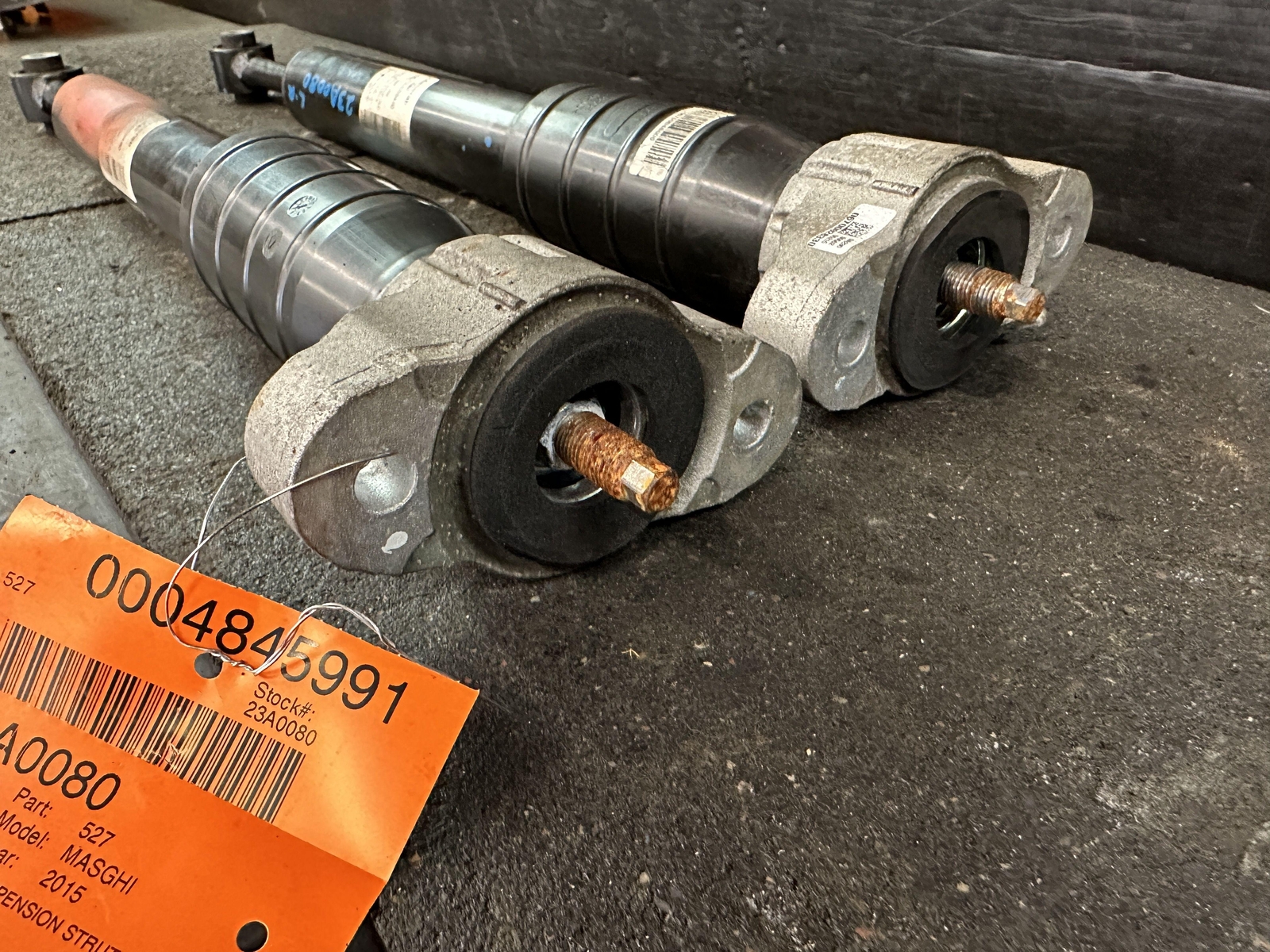 14-17 MASERATI GHIBLI REAR LEFT & RIGHT SUSPENSION STRUT SHOCK ABSORBERS