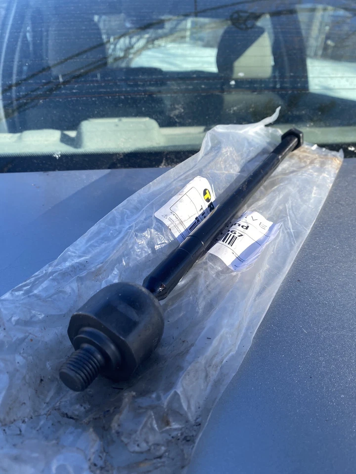 Ford Focus 2008 tie rod Foto 2 de 2