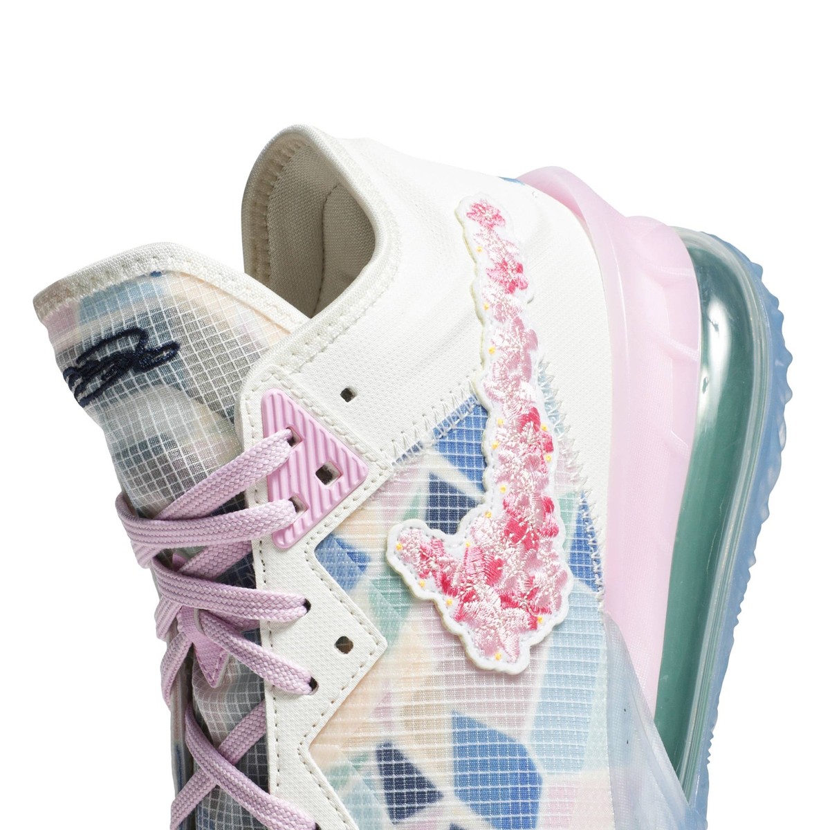 Nike atmos x LeBron 18 Low 'Sakura' CV7562-101 | eBay