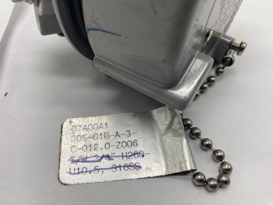 Ultra Electronics/Weed 07A00A1, RTD probe assembly 305-01B-A-3-C-012.0-Z006 - Image 3 of 4