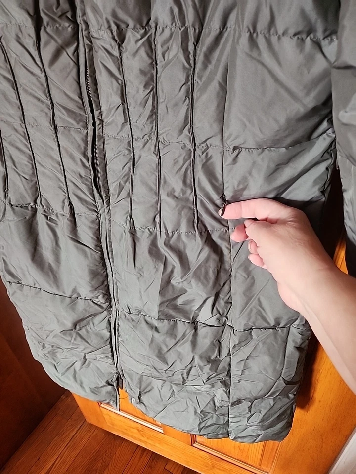 Abrigo acolchado para mujer Calvin Klein talla L pluma de pato verde buen estado  Foto 2 de 4