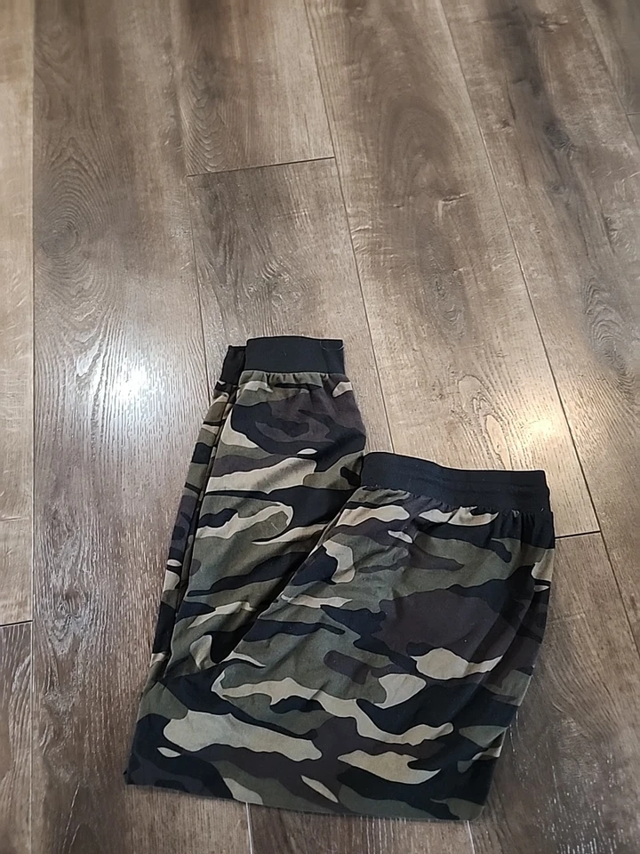 Faded Glory Lounge Jogger Pants Women 2X Stretch Elastic Waist Green Camoflage - Image 3 of 4