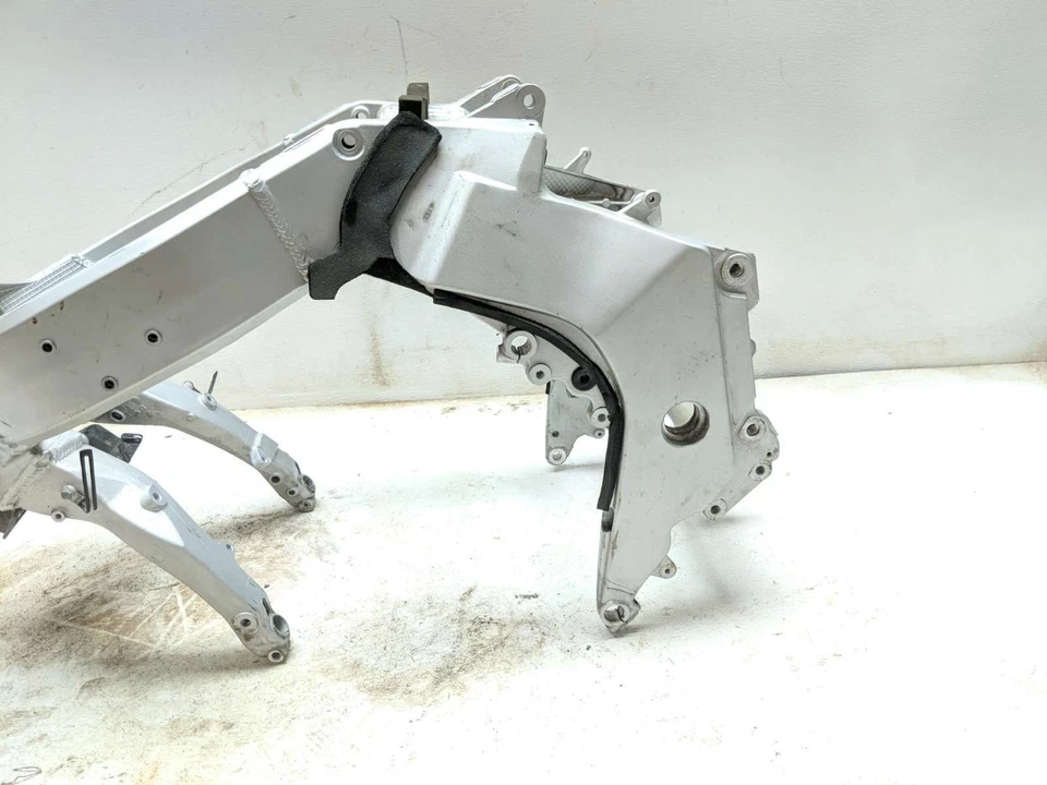 03-10 Honda ST1300 cuadro principal chasis recto SLVG Foto 4 de 4