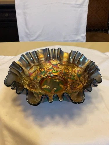 Antique Fenton Iridescent Carnival Glass Heart & Vine 8” Bowl Ruffled Edge