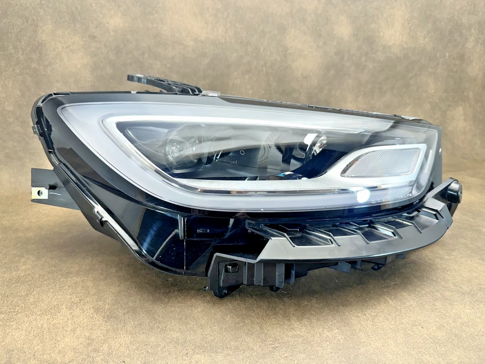 FARO LED PASAJERO DERECHO CHRYSLER PACIFICA 2021-2025 68428558AC OEM 21 22 Foto 3 de 4