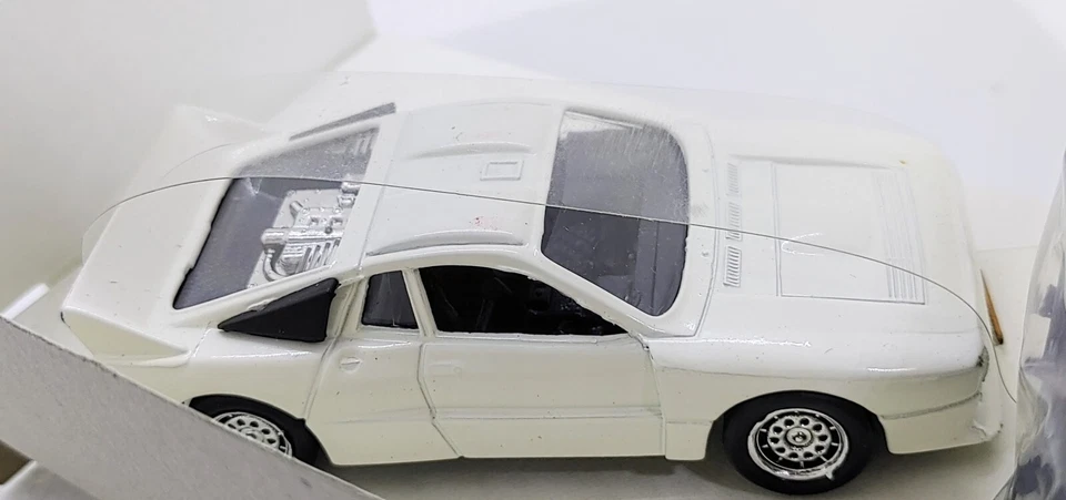 VITESSE 1:43 Super Models43 Lancia 037 Rally 'Martini Racing' Bandama '82 #SM5 - Immagine 2 di 4