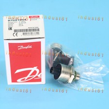 1PC NEW Danfoss DSTP140 pressure transmitter 075G1054 In Box