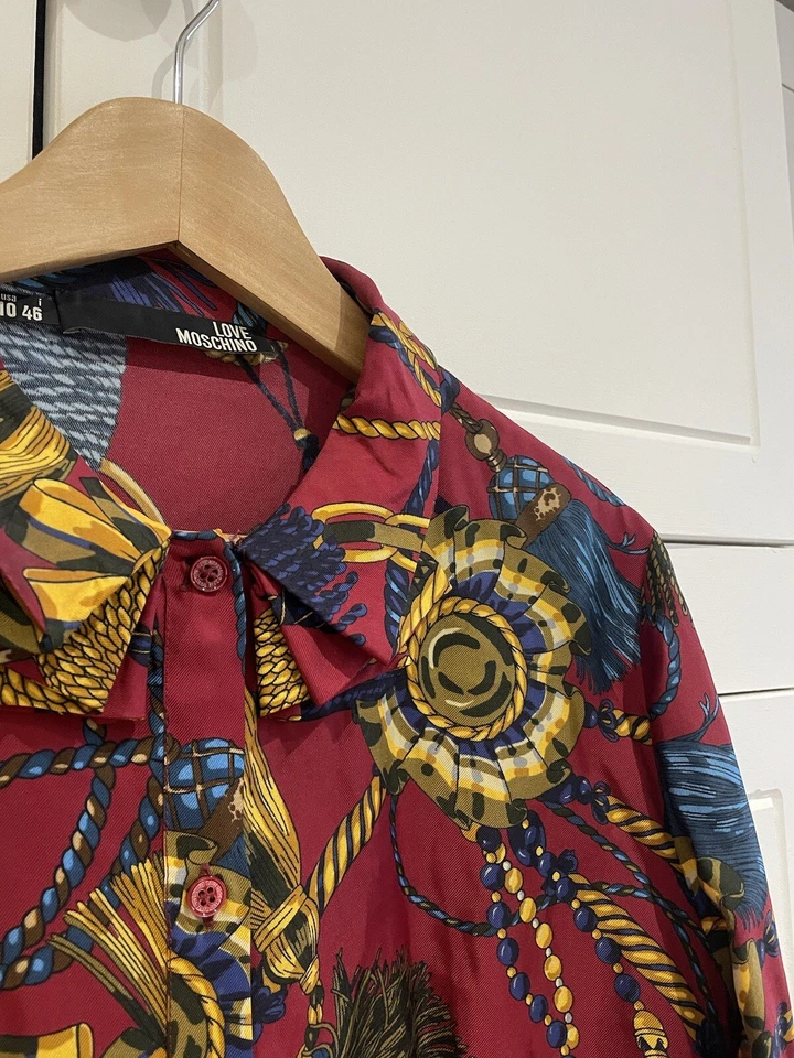 Blusa Camisa Roja Love Moschino Clásica Vintage Cadenas Estampado Brida UK14 IT46 Foto 3 de 4
