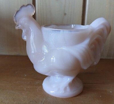 RARE BOYD 2000 MILLENIUM PINK SLAG GLASS EGG CUP RARE