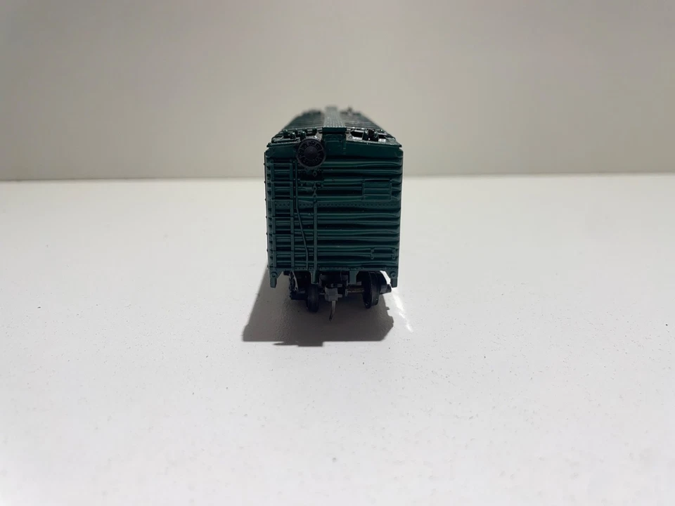 Athearn HO Scale Railway Express Agency #6101 40' Reefer Car Built No Box - Image 4 of 4