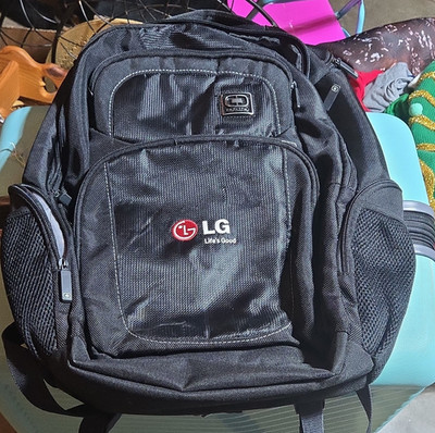 OGIO Large Black Backpack Zip Closure Pockets Organizer Laptop Sleeve