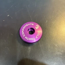 Wolf Tooth Components Top Cap 1-1/8” Purple