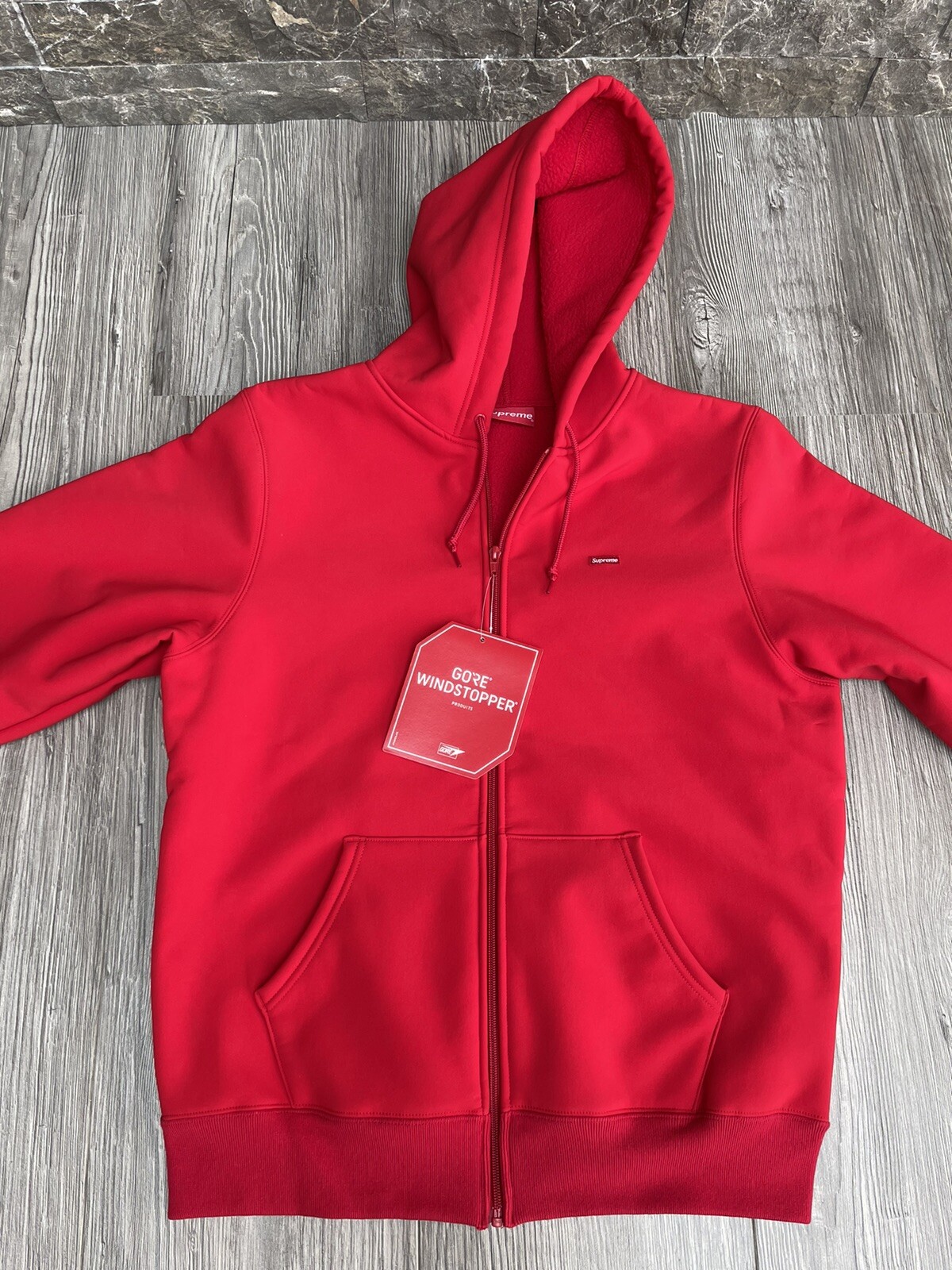 Supreme windstopper zip up hooded 2025 Supreme windstopper zip up hooded 2025