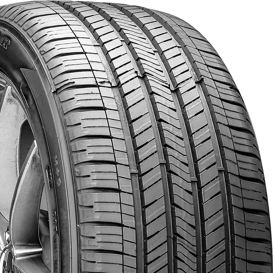 4 Tires Goodyear Eagle Touring 245/45R19 98W (DC) A/S Performance Foto 2 de 4
