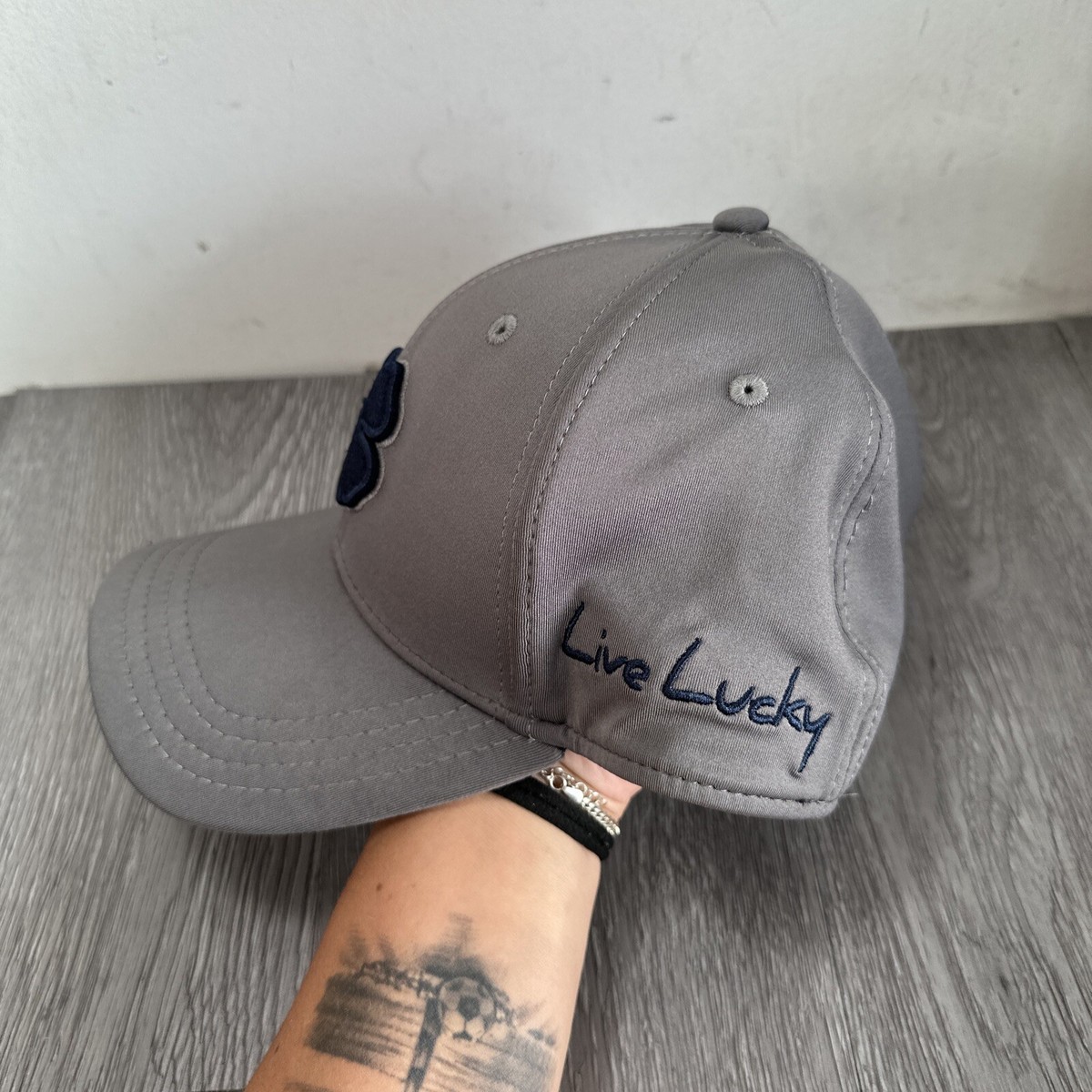 Live Lucky Black Clover Baseball Cap Hat Top Golf Gray Fit L