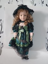 Bambola in porcellana artigianale linea vintage da collezione  alta 38 cm