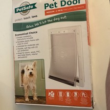 PetSafe Plastic Pet Door Medium 1-40 Lb. 8 1/8  X 12 1/4  Opening S1070F Q40