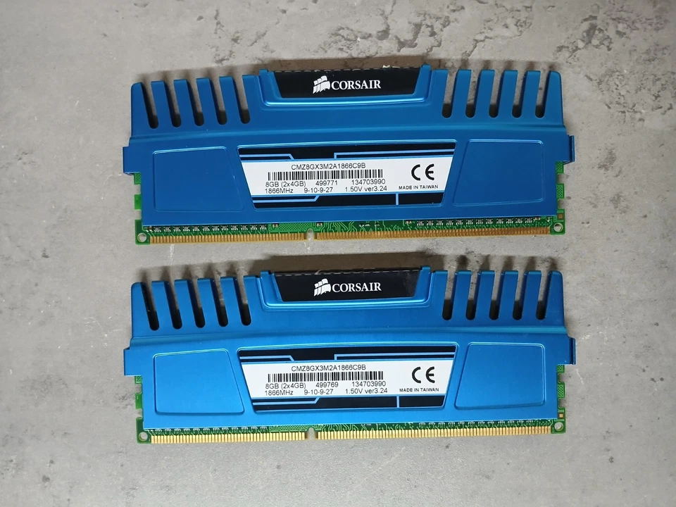 Corsair Vengeance blau UDIMM 8GB Kit, DDR3-1866, CL9-10-9-27 CMZ8GX3M2A1866C9B - Bild 2 von 2