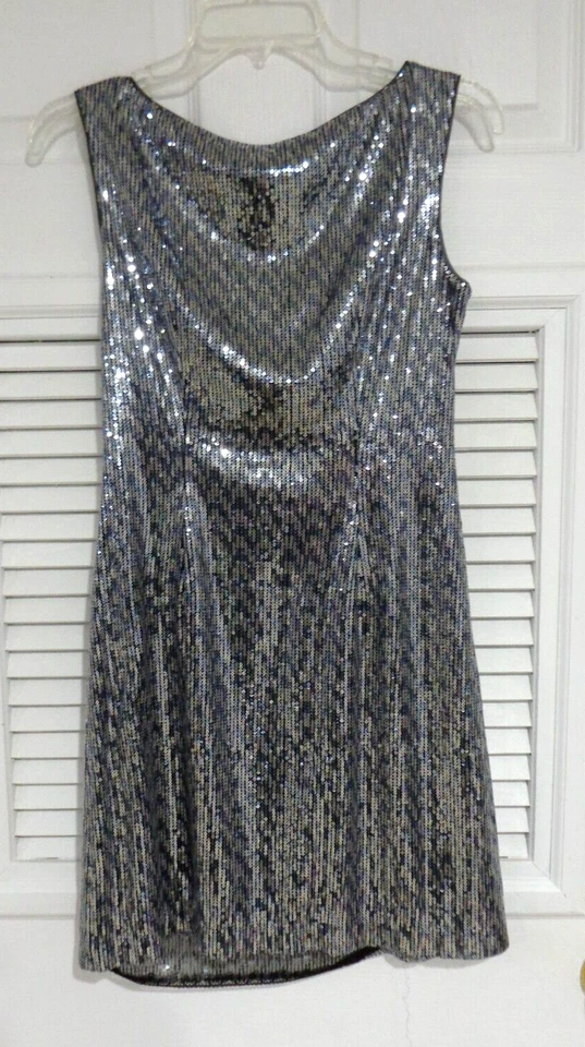 Mini Vestido WHBM de Lentejuelas Gris Plateado Fiesta Cóctel Elástico Talla XXS Foto 2 de 4