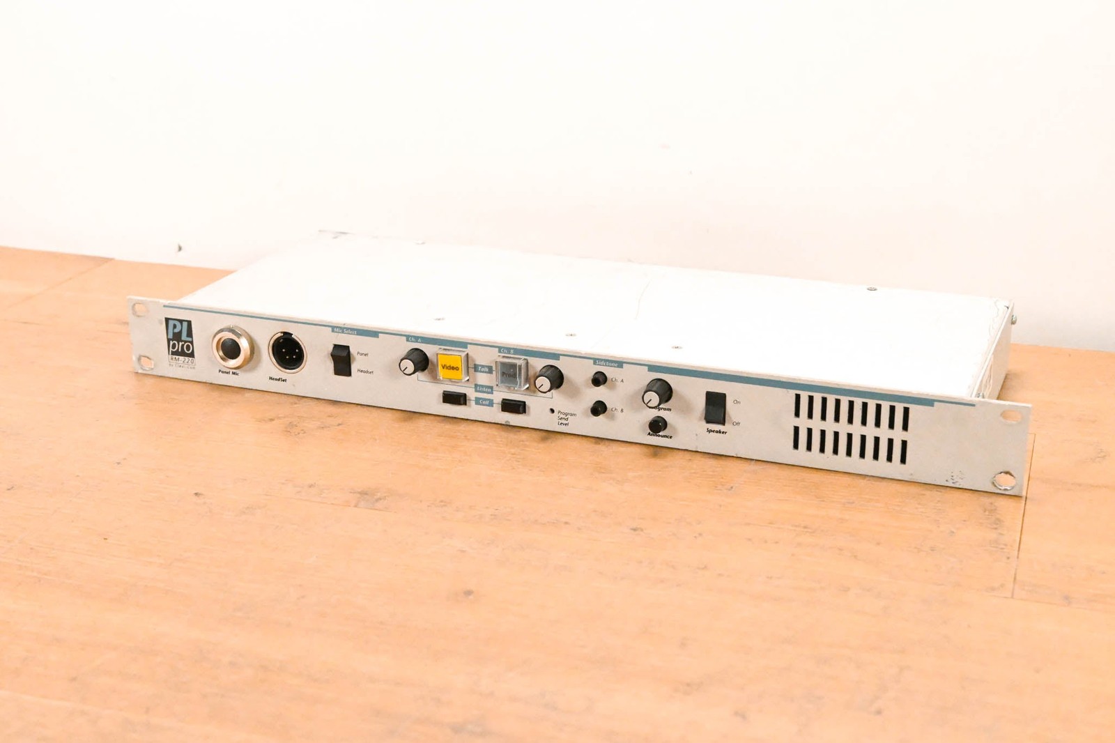Clear-Com RM-220 2-Channel Remote Station CG01ZWS