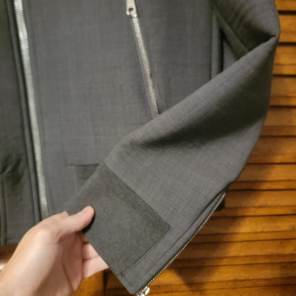 Chaqueta Neil Barrett Para Hombre con Detalle Insano Hecha en Italia Para Hombre US M Foto 2 de 4