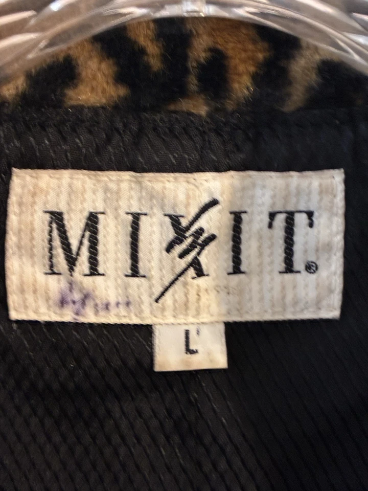 Vintage Mixit Leopard Print Faux Fur Vest Women’s Size L Full Zip Made InUSA 90s - Image 3 of 4