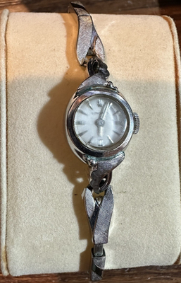 Vintage Longines 10K GF Ladies Cocktail Watch Diamond Cut  display picture 1