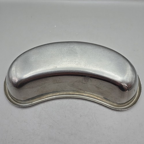 Vollrath #8858 Bandeja quirúrgica de acero inoxidable en forma de riñón Receptor de lavabo - Imagen 2 de 3