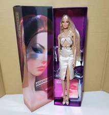 Miami Glam Kesenia Valentinova 🔥Platinum Blonde ~Legendary Convention 2020 Doll