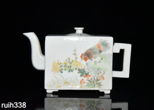 Chinese The Republic of China Light crimson Flowers and birds square pot