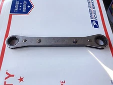 "SNAP-ON" RATCHETING BOX WRENCH 0° Offset 12 POINT 5/8 - 11/16   R-2022