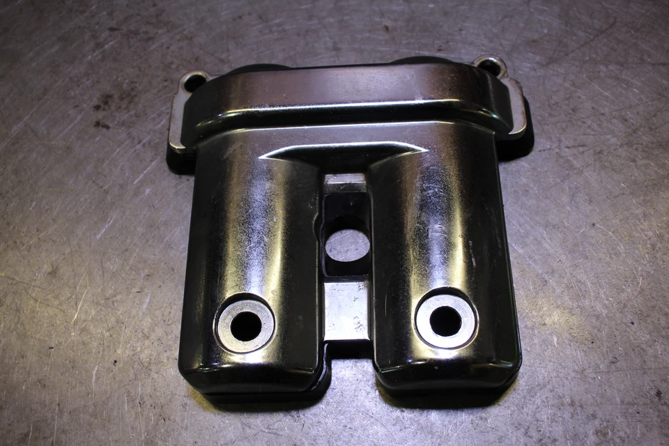 06-17 Hyosung Gt650 Valve Cover Foto 2 de 4
