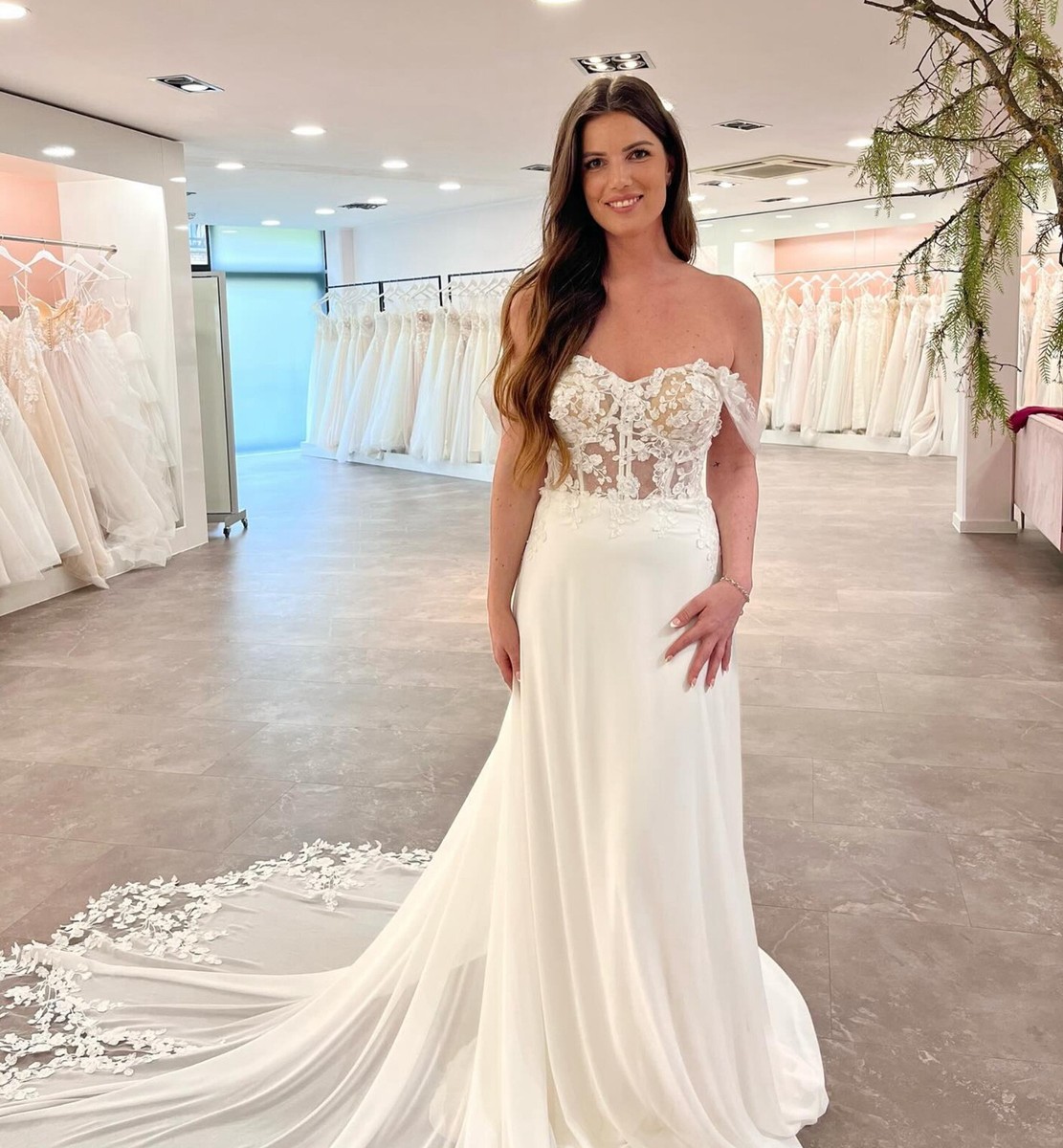 sexy chiffon wedding dress June Bridals A-Line Sexy Deep V-Neck Chiffon Spaghetti And Off The Shoulder Strap Front Split Summer Wedding Dress Beach With Applique