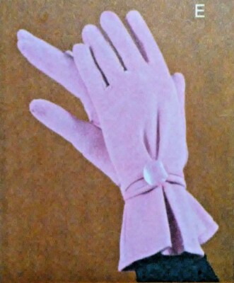 Vogue Gloves Vintage Accessories Many Styles 7949 Small Med Large Pattern Uncut
