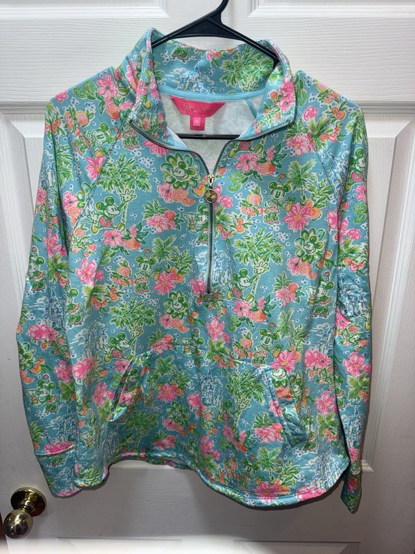 Lilly Pulitzer Disney Popover Shirt Size Medium