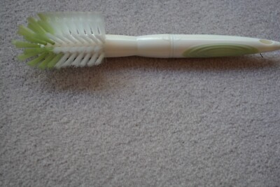 NEW Tommee Tippee in GREEN Bottle Brush and Teat Cleaner UK