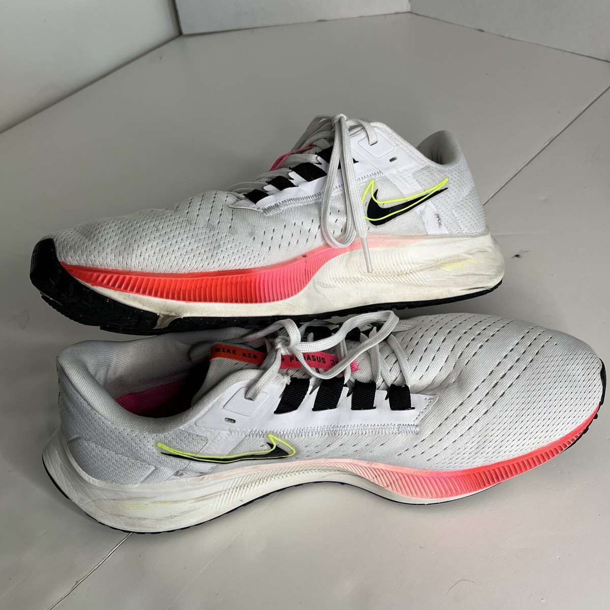 Nike Air Zoom Pegasus 38 DJ5397-100 White Running Shoes  display picture 1