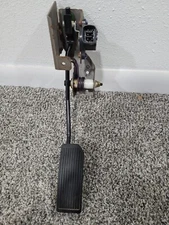 USED and Tested 2003-2008 Infiniti FX35/G35/Nissan 350Z Accelerator Pedal Sensor