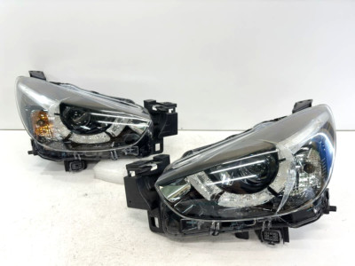 マツダ　MAZDA2 LEDライト右　DJLAS 中古品 s-l400.jpg